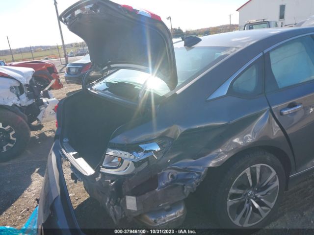 1HGCV3F96JA005769 Honda Accord Hybrid Touring