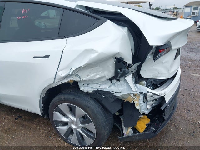 2022 TESLA MODEL Y LONG RANGE DUAL MOTOR ALL-WHEEL DRIVE VIN: 7SAYGDEE5NA012356