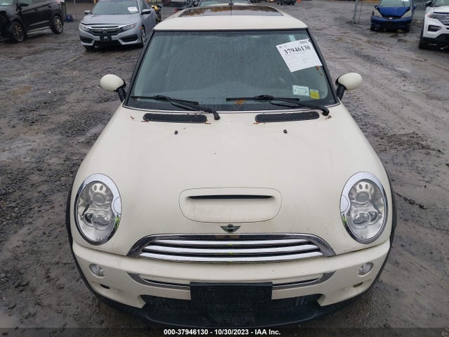 2005 MINI COOPER S WMWRE33555TD99477 Photo 5