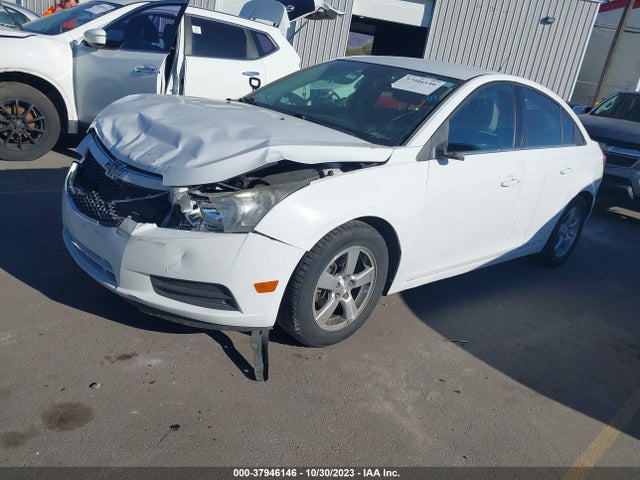 Chevrolet Cruze 1lt Auto 2014 1G1PC5SB2E7315391 Image 2