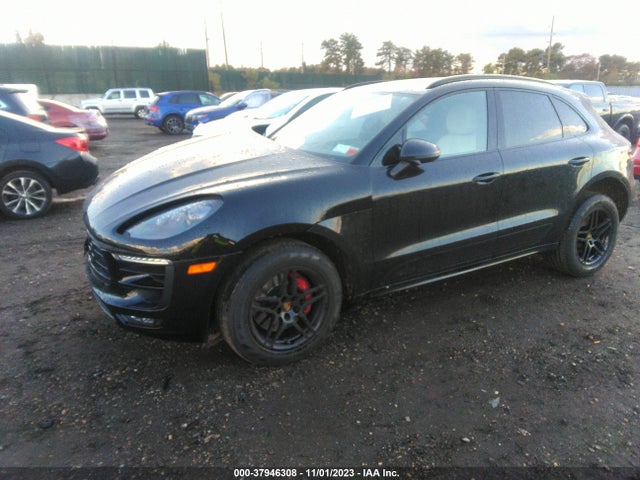 2018 PORSCHE MACAN WP1AG2A54JLB61696 Photo 1