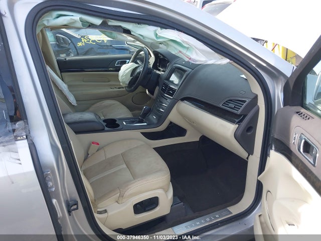 Lincoln Mkt Standard 2019 2LMHJ5AT1KBL01402 Image 5