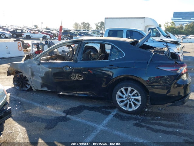 Toyota CAMRY LE 2022 4T1C11AK9NU643460 Image 13
