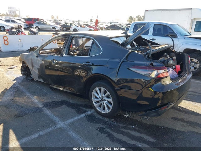 Toyota CAMRY LE 2022 4T1C11AK9NU643460 Image 3