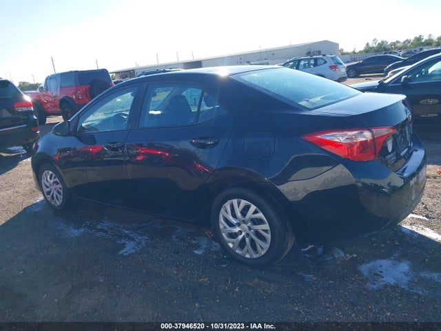 Toyota COROLLA LE 2018 5YFBURHE6JP754741 Image 14