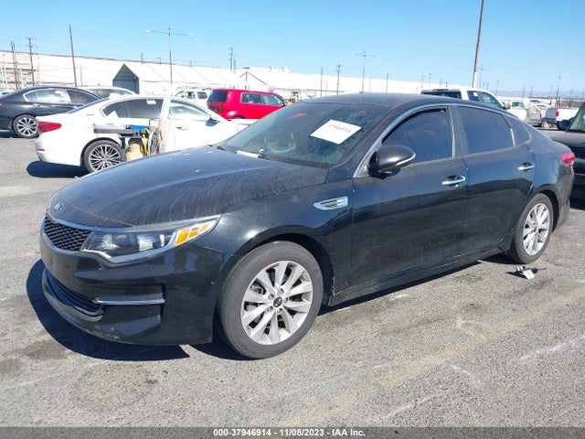 KIA Optima Lx 2018 5XXGT4L33JG257169 Image 2