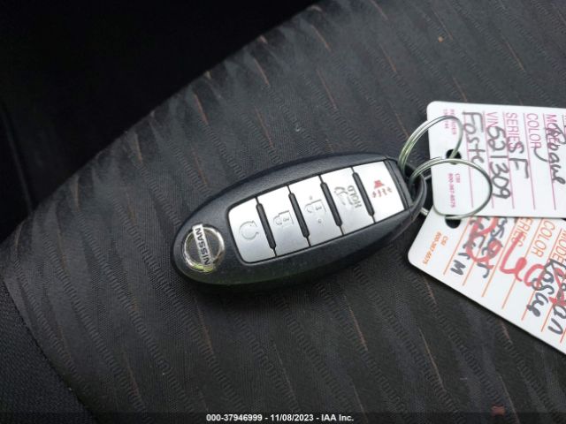 KNMAT2MV3HP521309 Nissan ROGUE SV