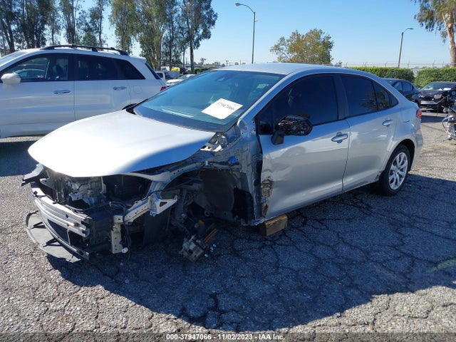 Toyota COROLLA LE 2020 JTDEPRAE4LJ018046 Image 2