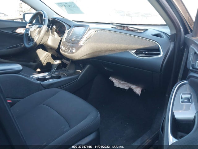 Chevrolet MALIBU LT 2018 1G1ZD5STXJF184595 Image 5