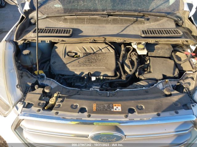 1FMCU0GD9HUB83098 Ford ESCAPE SE