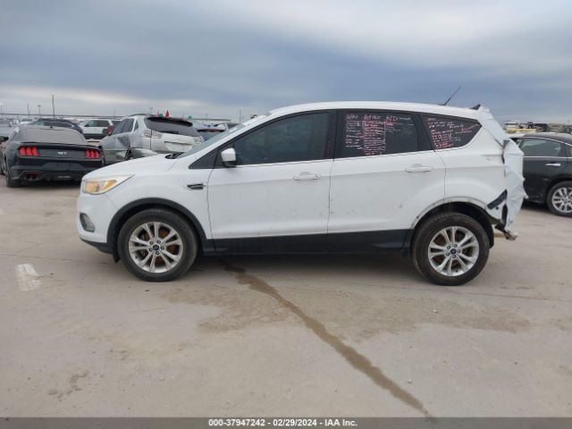 1FMCU0GD9HUB83098 Ford ESCAPE SE