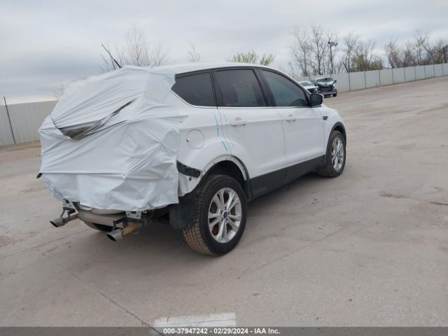 1FMCU0GD9HUB83098 Ford ESCAPE SE