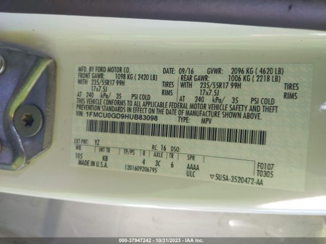 1FMCU0GD9HUB83098 Ford ESCAPE SE