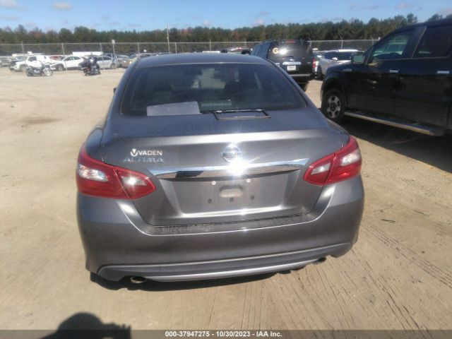 1N4AL3AP7JC261141 Nissan Altima 2.5 S