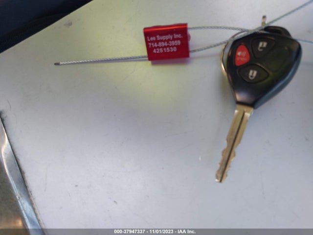 2010 SCION TC VIN: JTKDE3B76A0321582