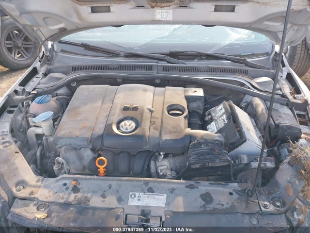 2012 VOLKSWAGEN JETTA 2.5L SE VIN: 3VWDX7AJ4CM063209
