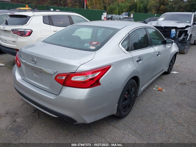 Nissan Altima 2.5 S 2017 1N4AL3AP2HC472922 Image 4