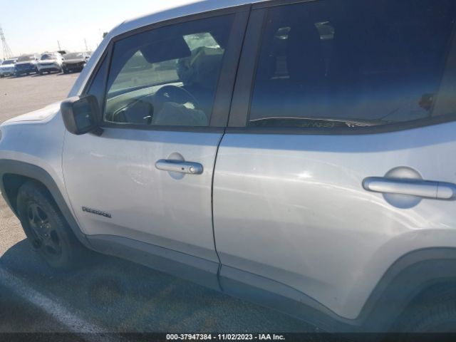 ZACCJAAT2GPE22543 Jeep Renegade Sport