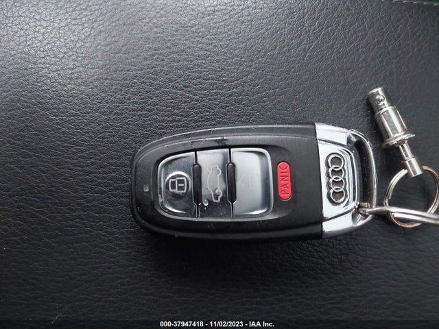 WA1LFAFP9EA107663 Audi Q5 2.0t Premium