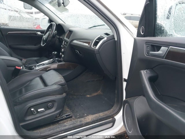 WA1LFAFP9EA107663 Audi Q5 2.0t Premium
