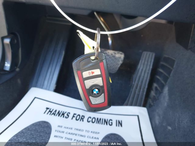 WBA2K9C30HV950576 BMW 230I
