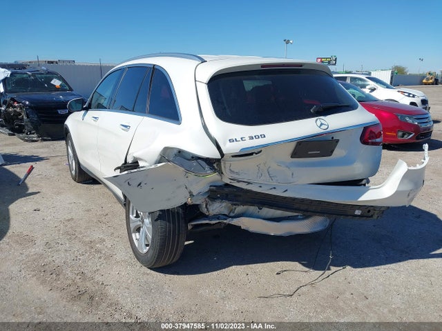 2018 MERCEDES-BENZ GLC 300 VIN: WDC0G4JB7JV090720