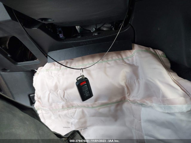 Mitsubishi Outlander Le 2018 JA4AD3A37JZ048721 Image 11