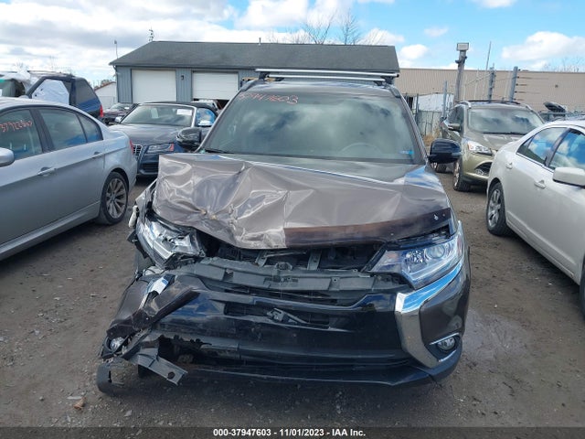 Mitsubishi Outlander Le 2018 JA4AD3A37JZ048721 Image 12