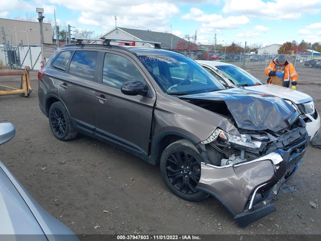 Mitsubishi Outlander Le 2018 JA4AD3A37JZ048721 Image 13