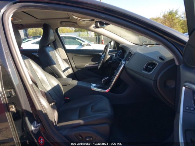 2015 VOLVO S60 YV126MFBXF2301258 Photo 4