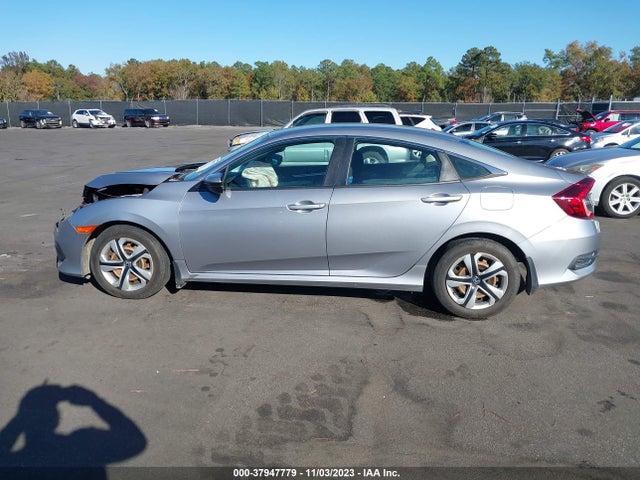2018 HONDA CIVIC LX VIN: 2HGFC2F52JH564554