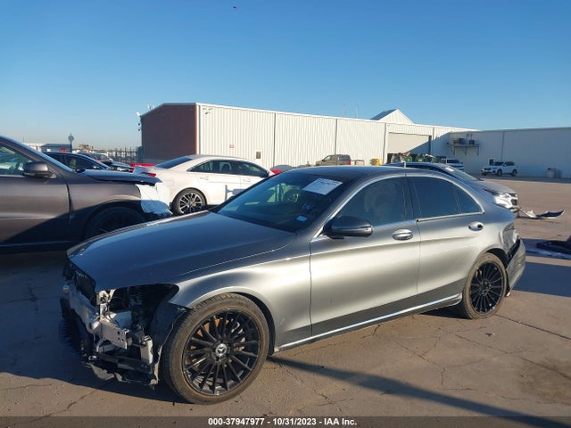 2017 MERCEDES-BENZ C 300 SPORT/LUXURY/ VIN: 55SWF4JB1HU198700