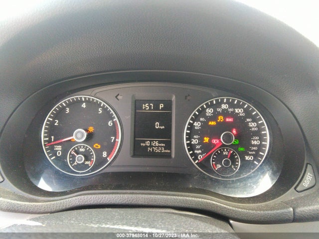 1VWAT7A35FC094782 Volkswagen Passat 1.8t Limited Edition