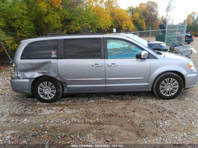 2C4RC1CG4FR645827 Chrysler Town & Country Touring-l