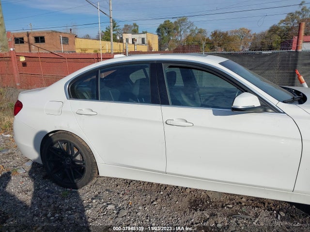 BMW 330i Xdrive 2017 WBA8D9G58HNU60516 Image 13