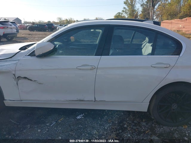 BMW 330i Xdrive 2017 WBA8D9G58HNU60516 Image 14
