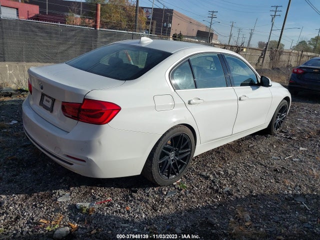 BMW 330i Xdrive 2017 WBA8D9G58HNU60516 Image 4