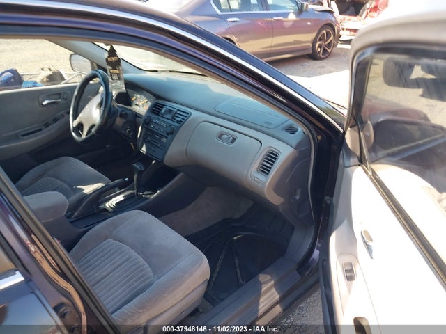 1998 HONDA ACCORD SDN LX VIN: 1HGCG1644WA016294