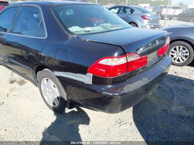 1998 HONDA ACCORD SDN LX VIN: 1HGCG1644WA016294