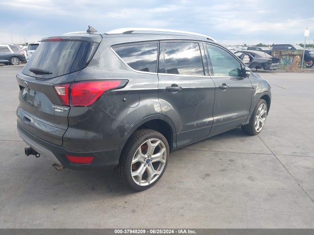 Ford Escape Titanium 2019 1FMCU9J98KUB06416 Image 4