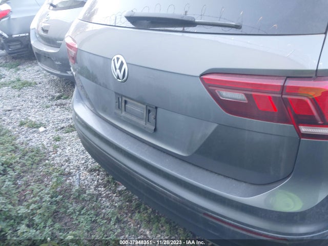 3VV1B7AX4MM034773 Volkswagen TIGUAN S