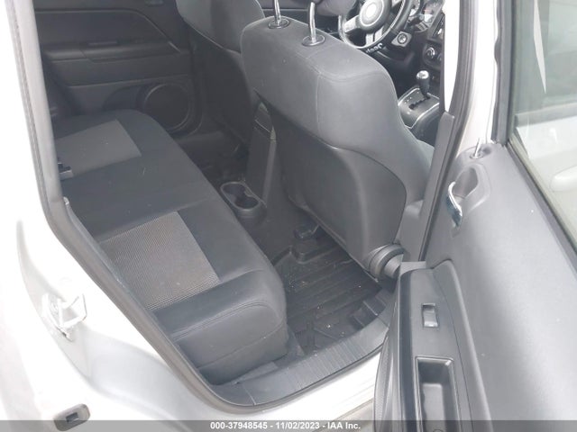 2012 JEEP COMPASS SPORT VIN: 1C4NJCBA5CD609950