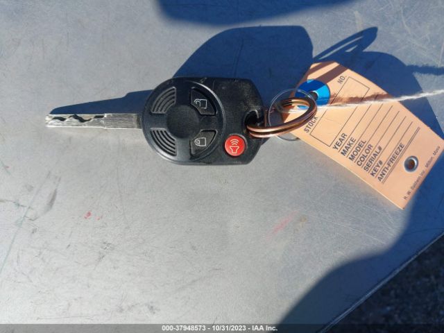 1FMCU9GX0FUB06034 Ford ESCAPE SE