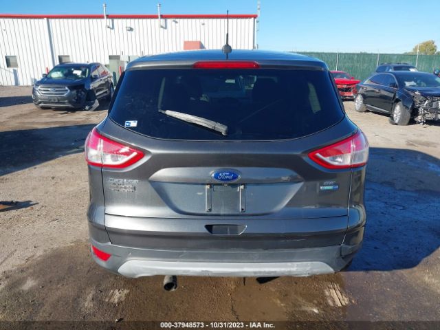 1FMCU9GX0FUB06034 Ford ESCAPE SE