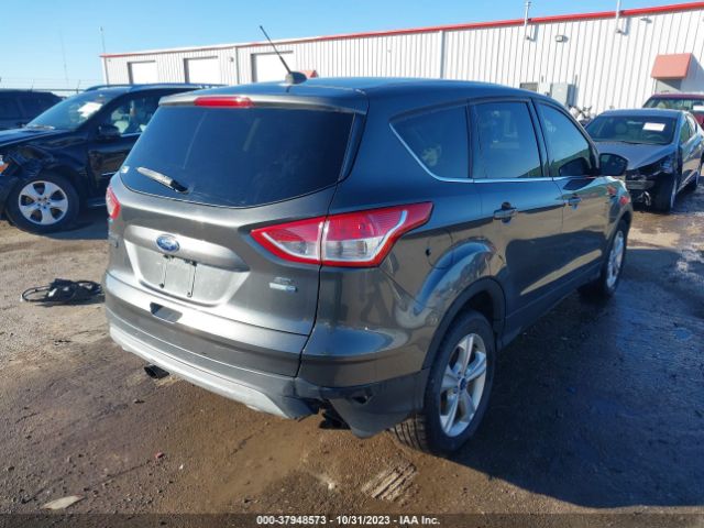 1FMCU9GX0FUB06034 Ford ESCAPE SE