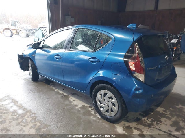 Toyota Prius C One/two/three/four 2016 JTDKDTB33G1123480 Image 3