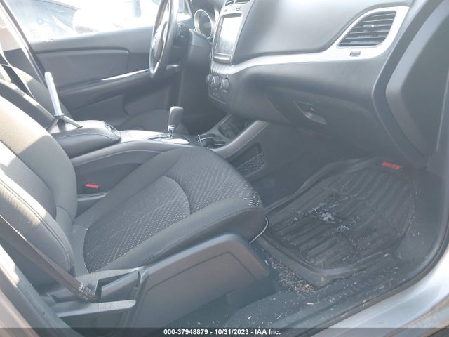 Dodge JOURNEY SE 2019 3C4PDCBG3KT870202 Image 5