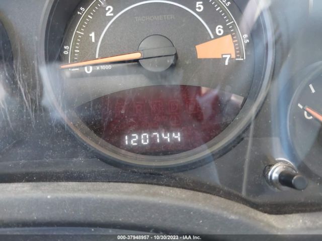 1C4NJCBA0ED813980 Jeep Compass Altitude