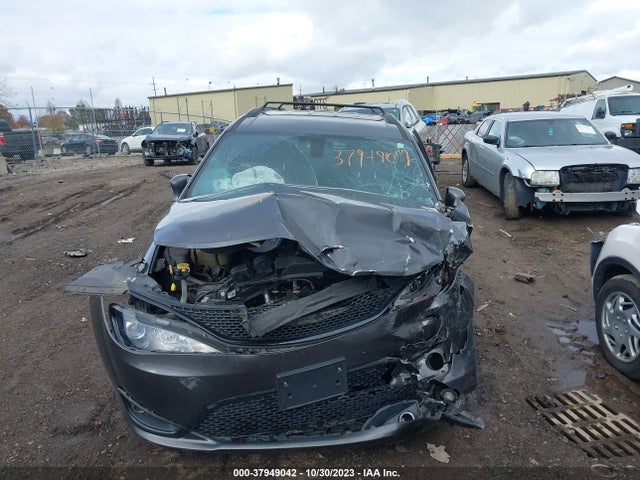Chrysler Pacifica Touring L 2018 2C4RC1BG5JR332733 Image 12