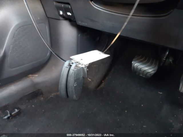 3N1CN8EV7LL805313 Nissan VERSA SV